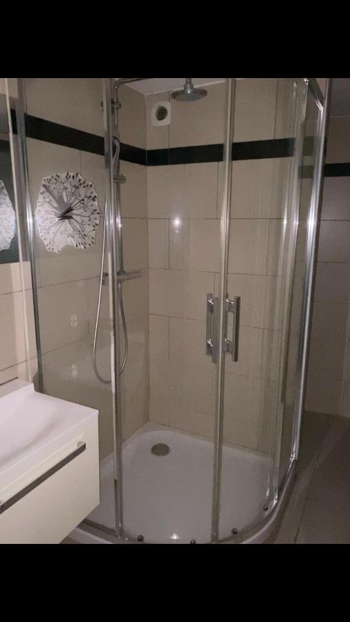 Appartement Calme Centre Ville Historique Усел Екстериор снимка